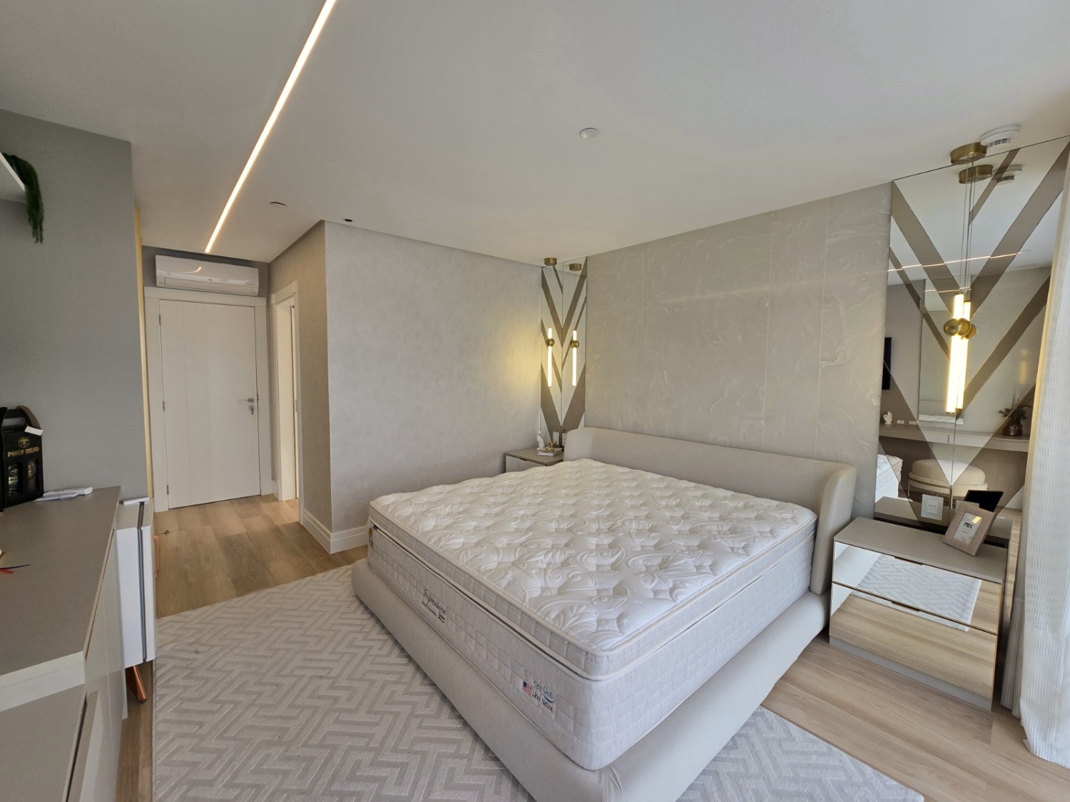 Apartamento no Ed. One Tower em Balneário Camboriú - foto 15