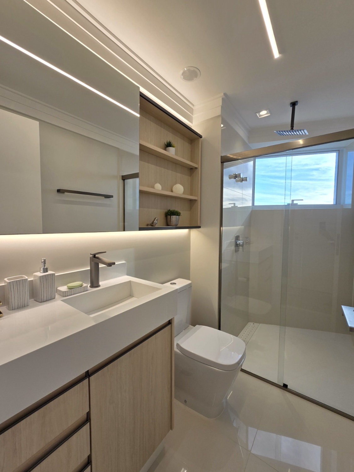 Apartamento no Ed. One Tower em Balneário Camboriú - foto 22