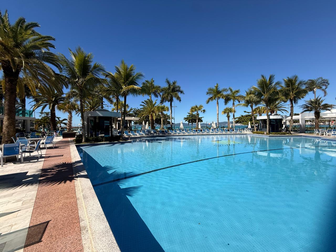 Apartamento no Ed. Villa dos Corais em Itapema - foto 26