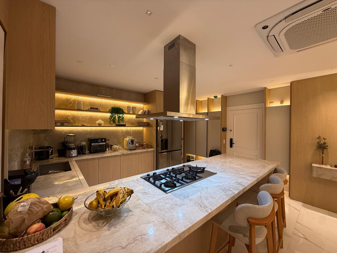 Apartamento no Ed. Boreal Tower em Balneário Camboriú - foto 4