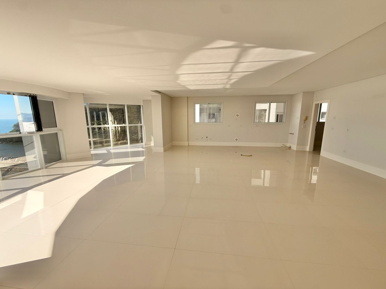 Apartamento no Ed. Ibiza Towers em Balneário Camboriú - foto 4
