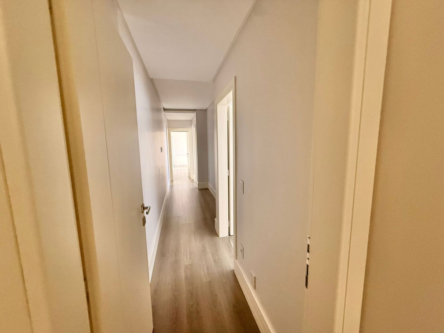 Apartamento no Ed. Ibiza Towers em Balneário Camboriú - foto 10