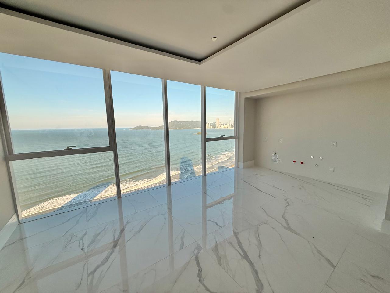 Apartamento no Edifício Boreal Tower na Barra Norte em Balneário Camboriú - foto 2
