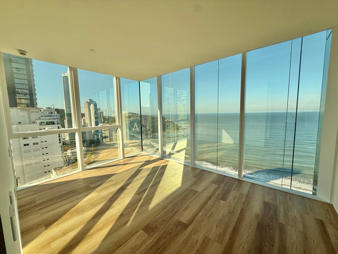 Apartamento no Edifício Boreal Tower na Barra Norte em Balneário Camboriú - foto 3
