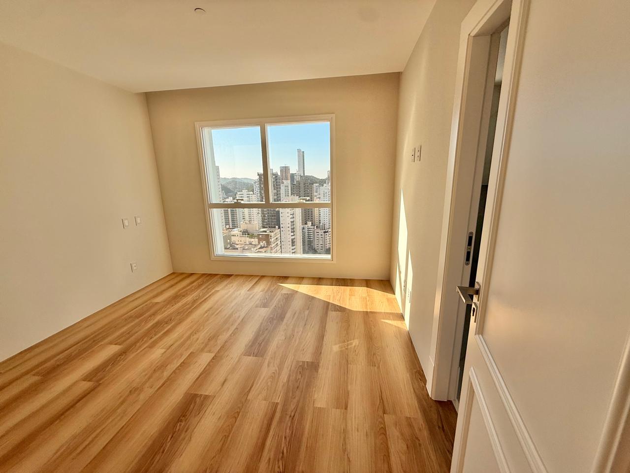 Apartamento no Edifício Boreal Tower na Barra Norte em Balneário Camboriú - foto 14