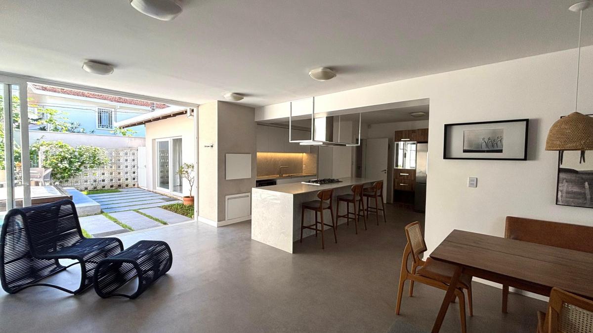 Casa a poucos metros da Praia de Cabeçudas - foto 7