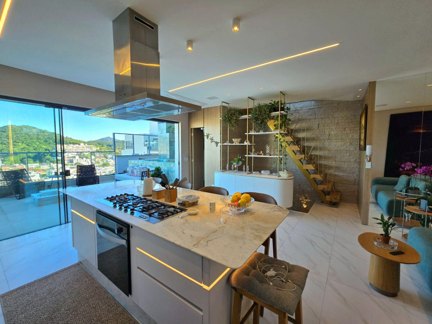 Cobertura Triplex no Edifício Unique na Praia Brava - foto 6