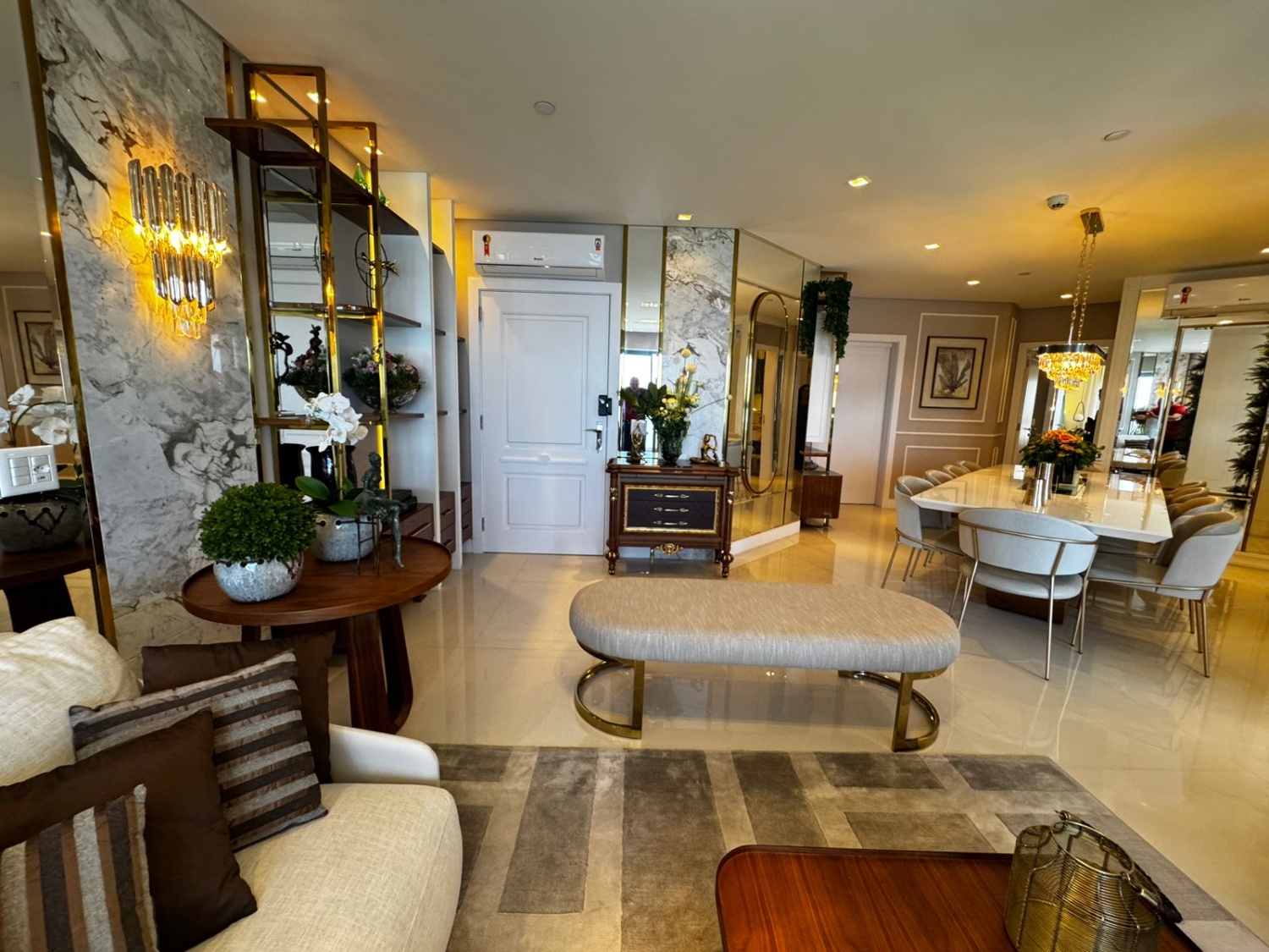 Apartamento no Ed. New York em Balneário Camboriú - foto 4