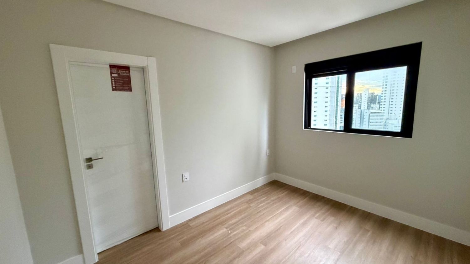 Apartamento no Ed. South Beach em Balneário Camboriú - foto 19