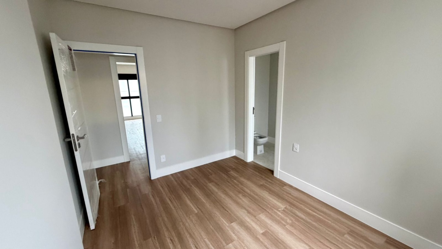 Apartamento no Ed. South Beach em Balneário Camboriú - foto 21