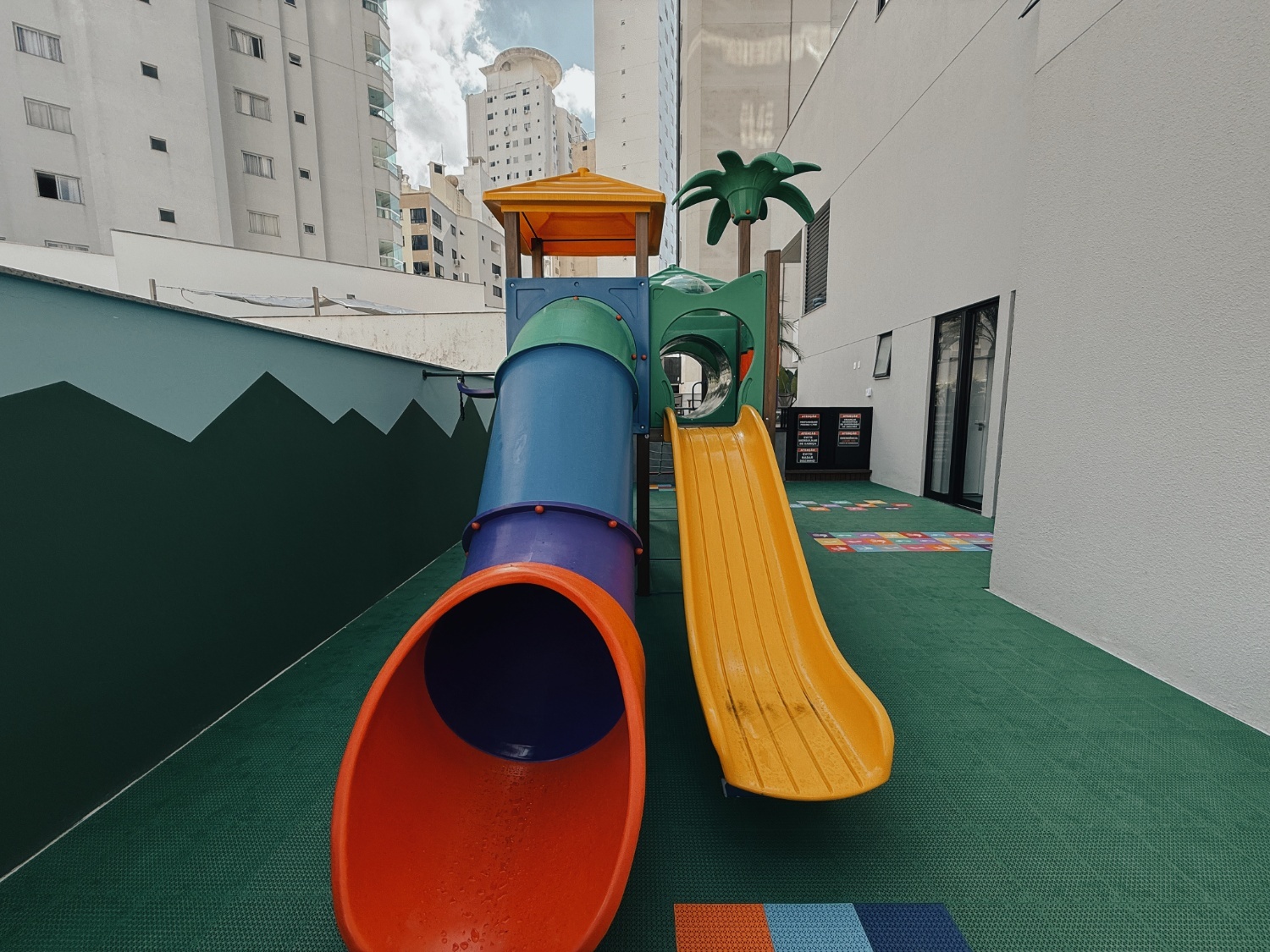 Apartamento no Ed. South Beach em Balneário Camboriú - foto 27