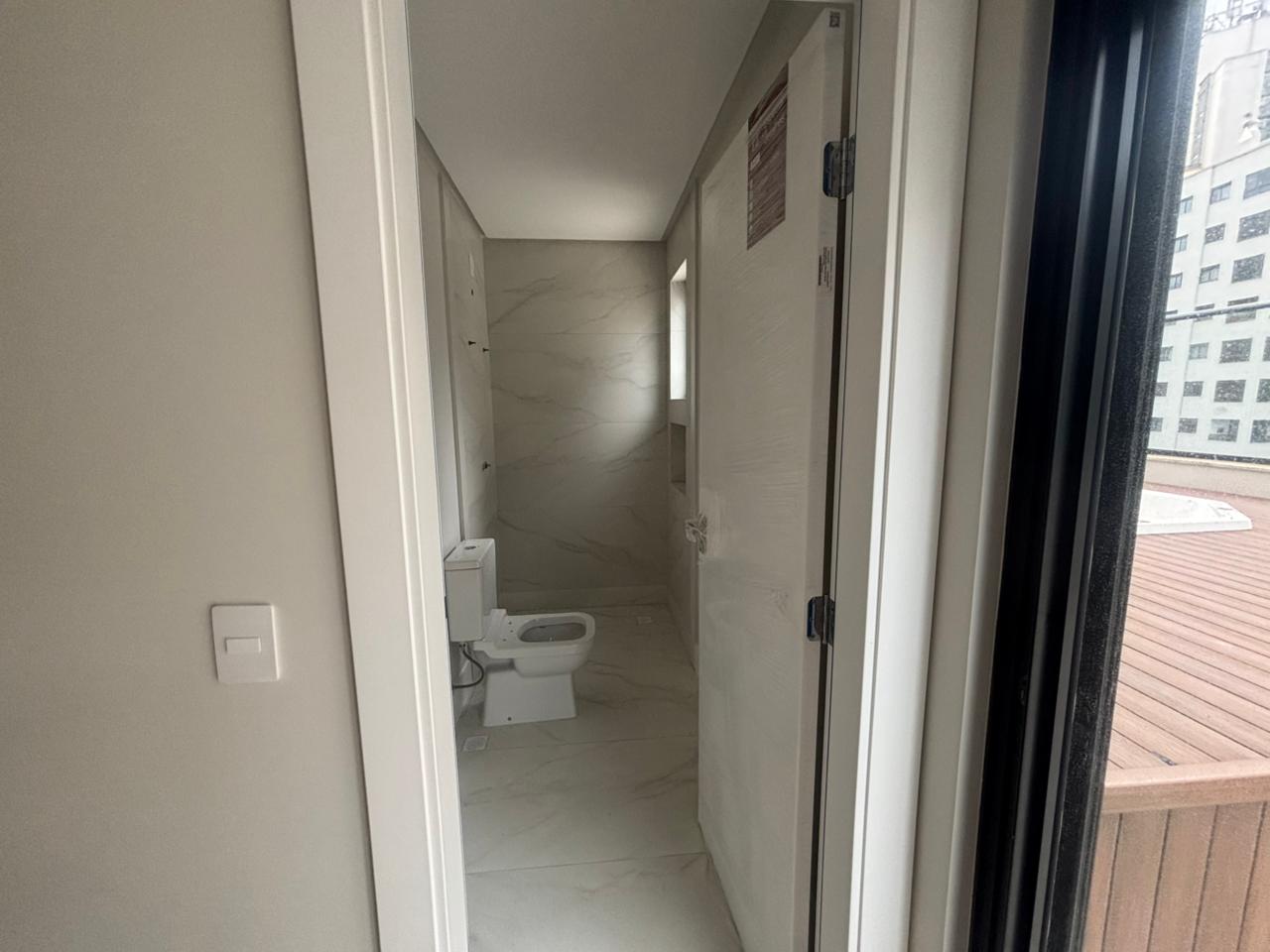 Apartamento no Ed. South Beach em Balneário Camboriú - foto 50