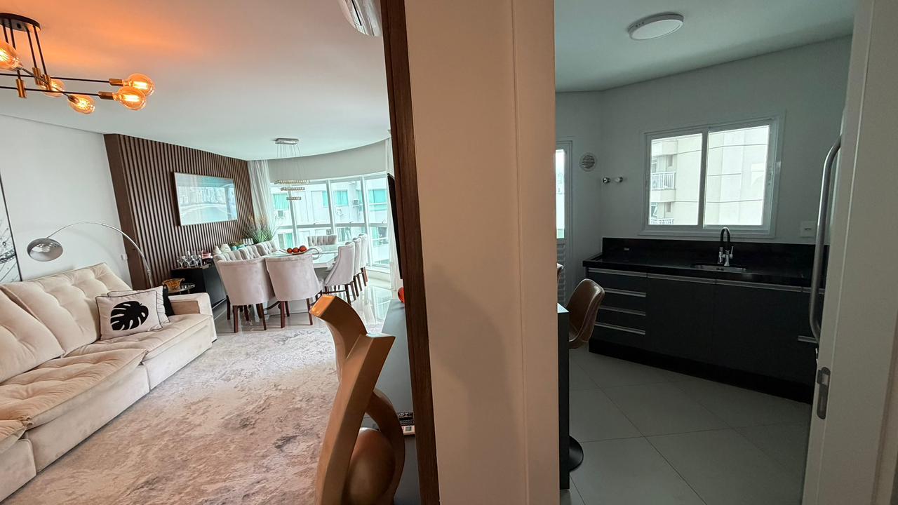 Apartamento no Ed. Esquina Bella em Balneário Camboriú - foto 8