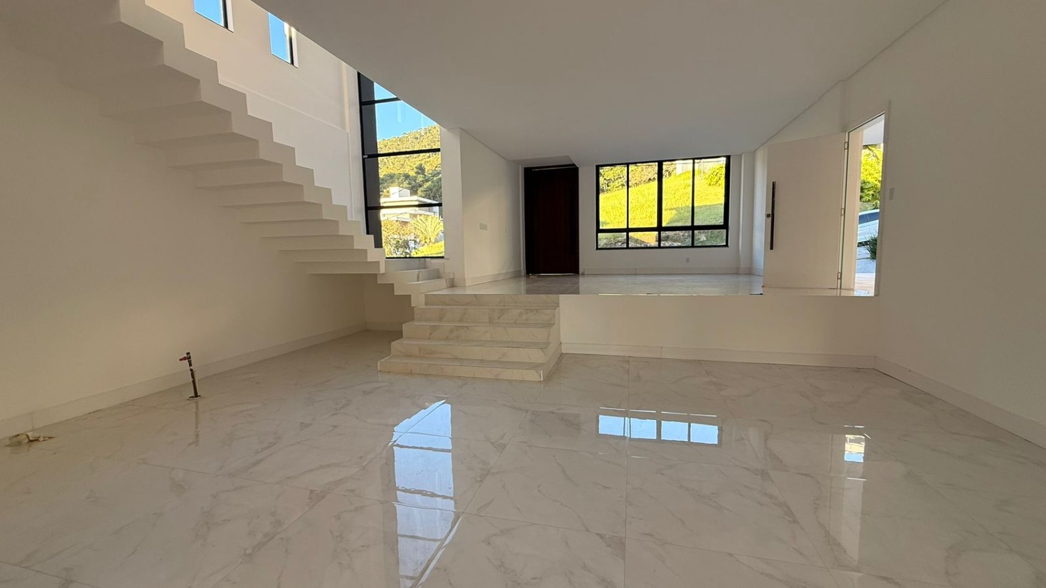 Casa no Cond. Bella Vista Residence Club em Balneário Camboriú - foto 3