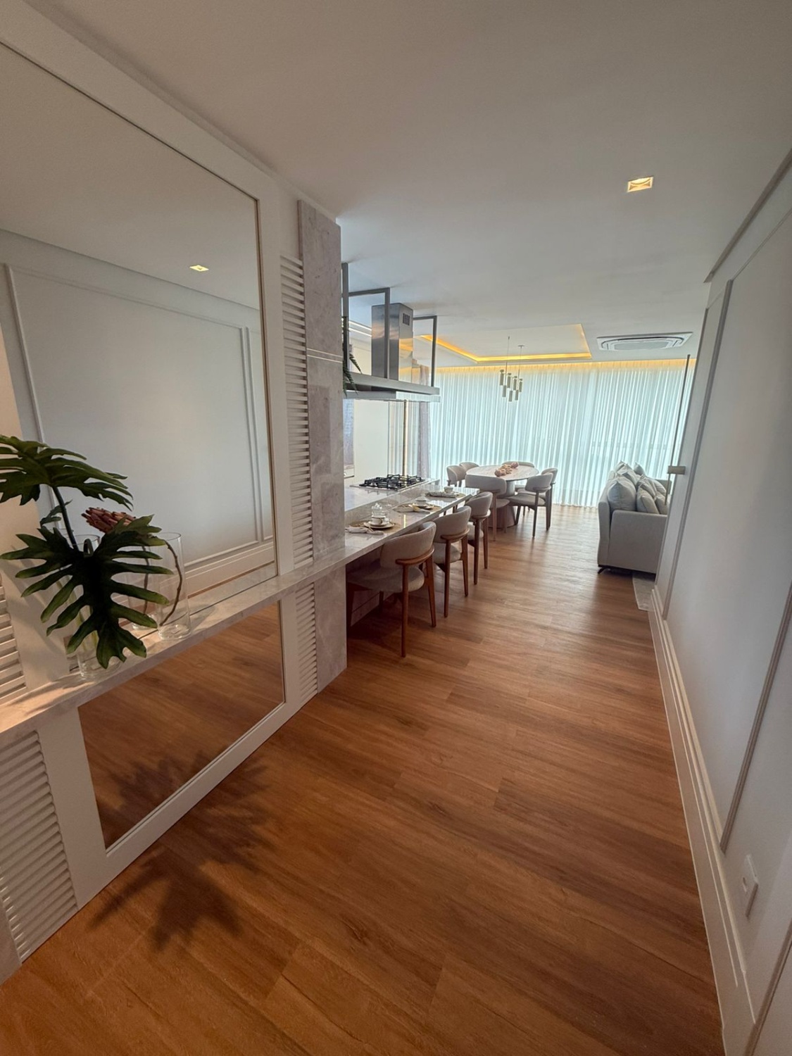 Apartamento no Ed. Skyline Tower em Balneário Camboriú - foto 7