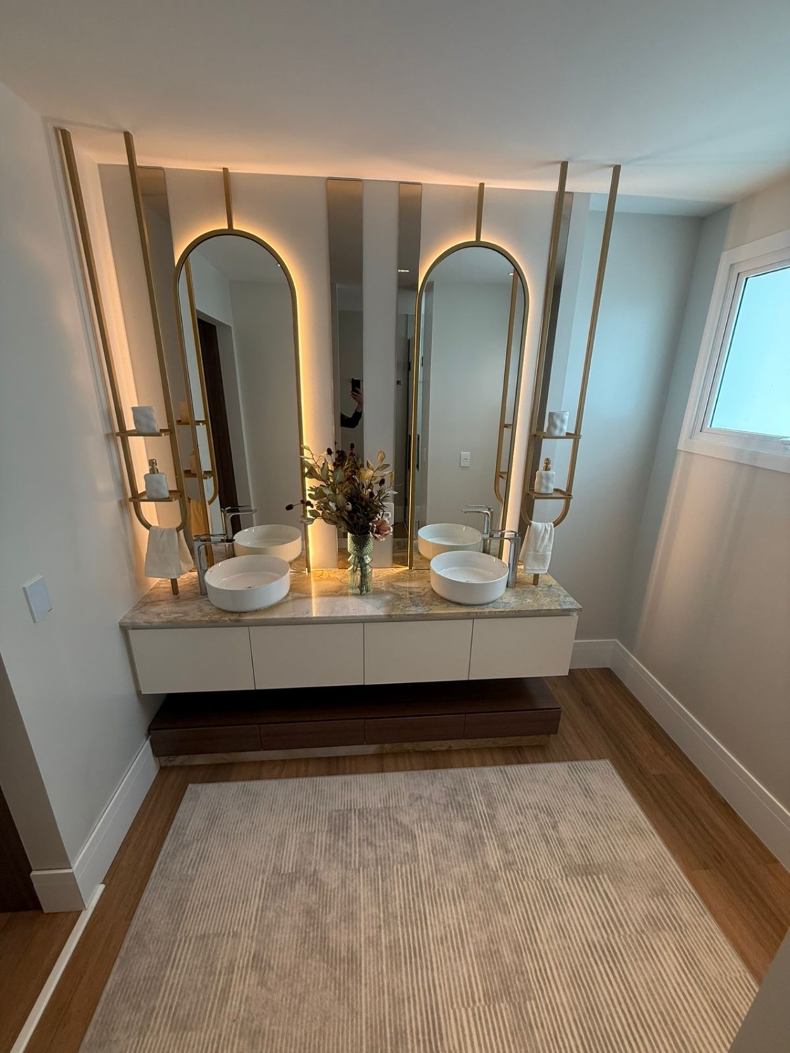 Apartamento no Ed. Skyline Tower em Balneário Camboriú - foto 9