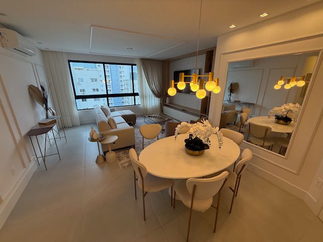 Apartamento no Edifício Torre de Booz em Balneário Camboriú - foto 2
