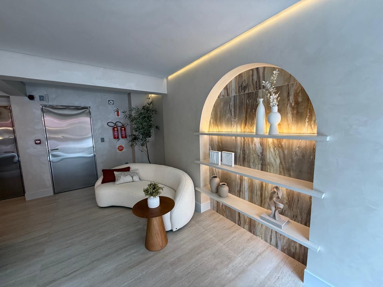 Apartamento no Edifício Torre de Booz em Balneário Camboriú - foto 16