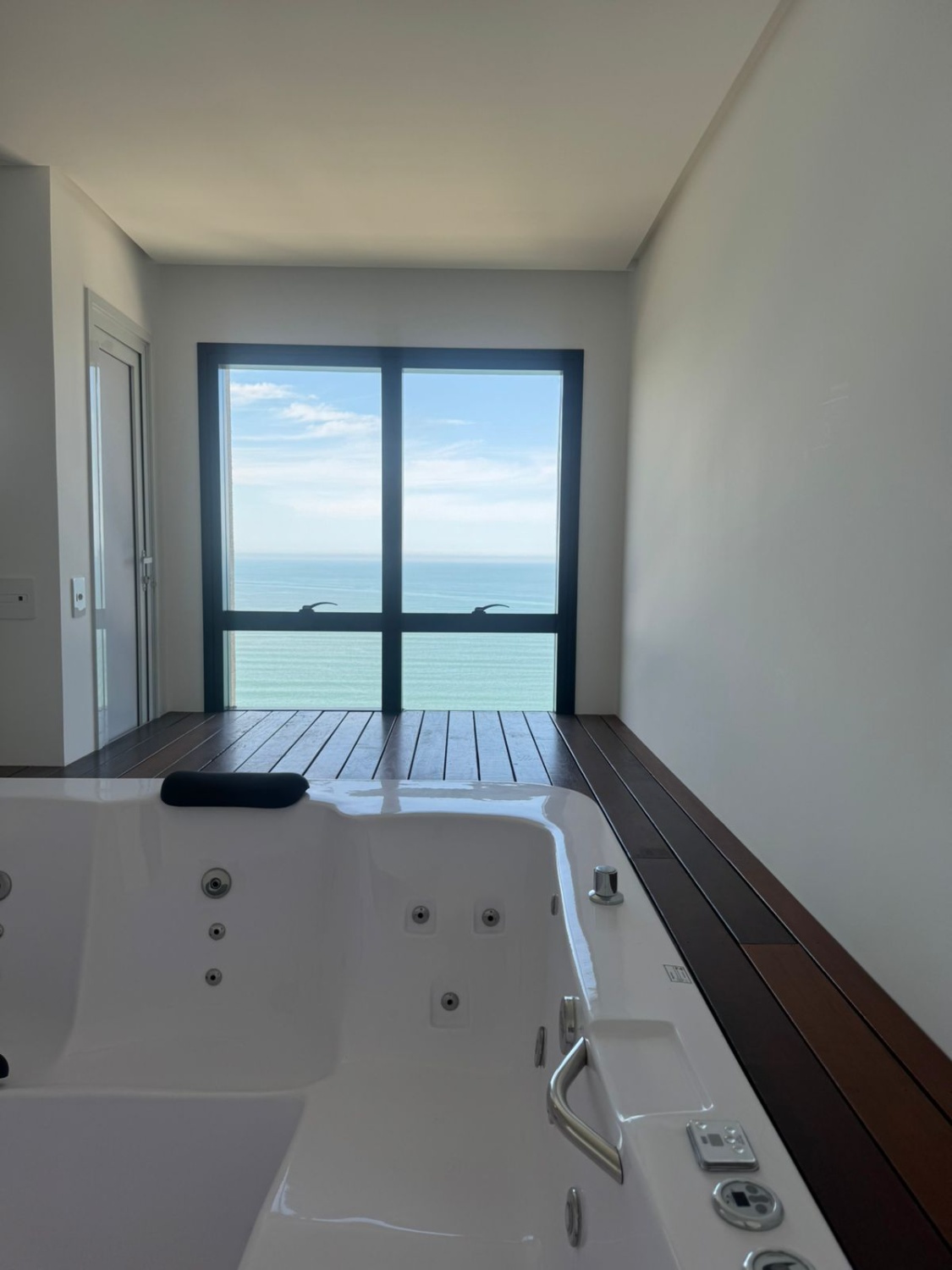 Apartamento no Ed. Saint Clair em Itapema - foto 5
