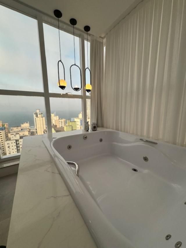 Apartamento no Ed. Residencial Águas Cristalinas em Itapema - foto 8