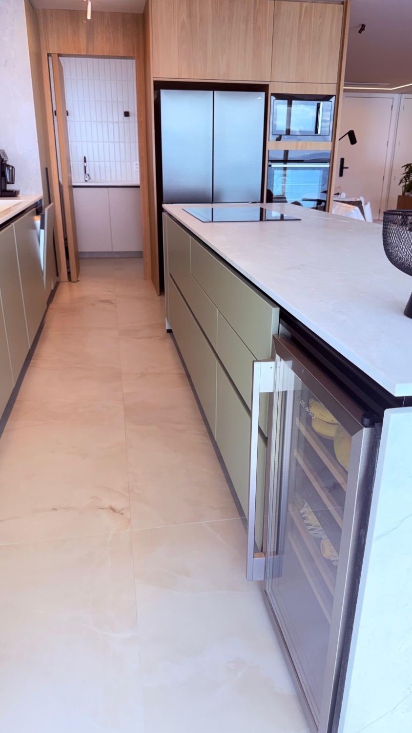 Apartamento no Ed. Le Blanc em Praia Brava - foto 5