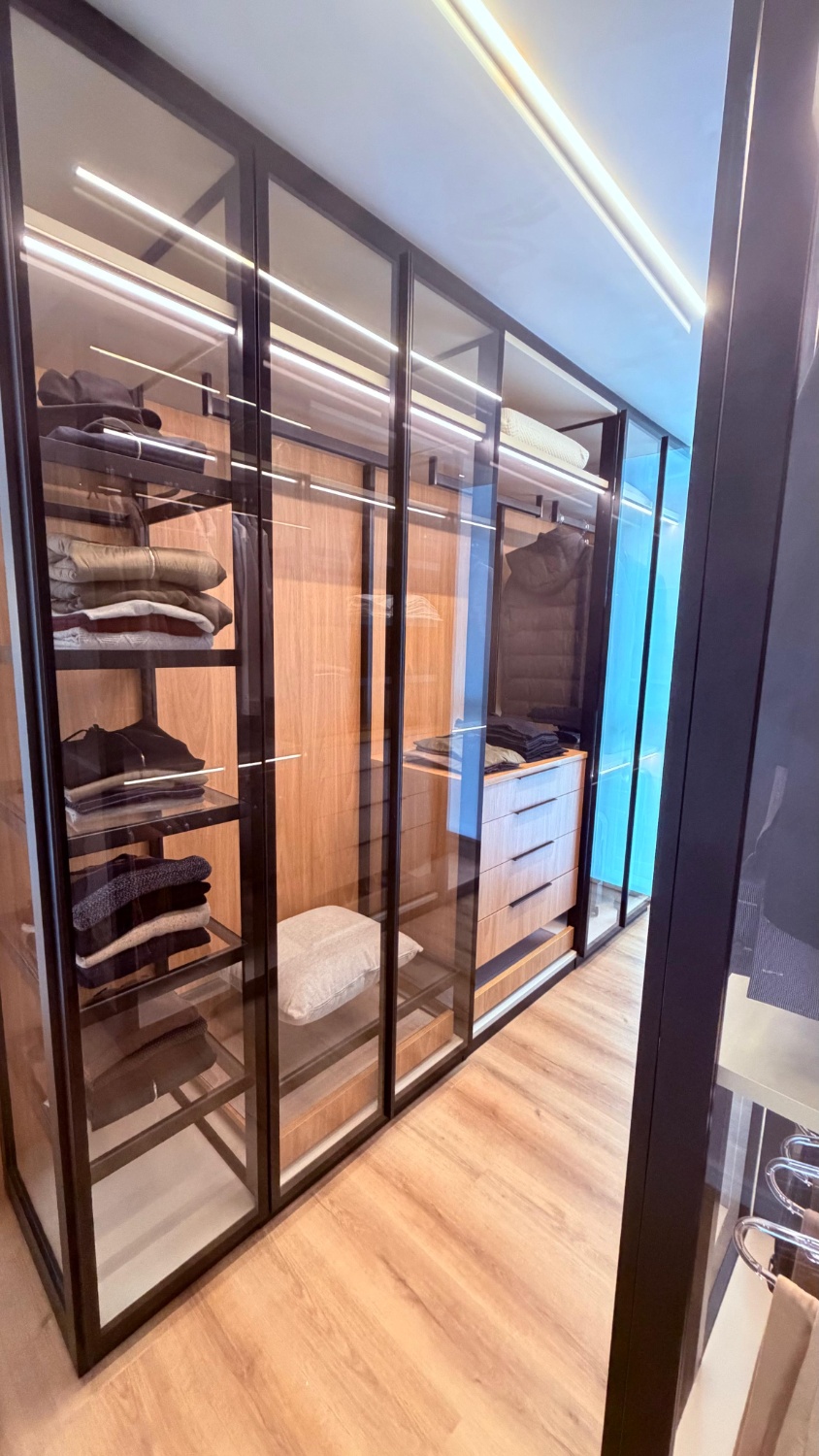 Apartamento no Ed. Le Blanc em Praia Brava - foto 11