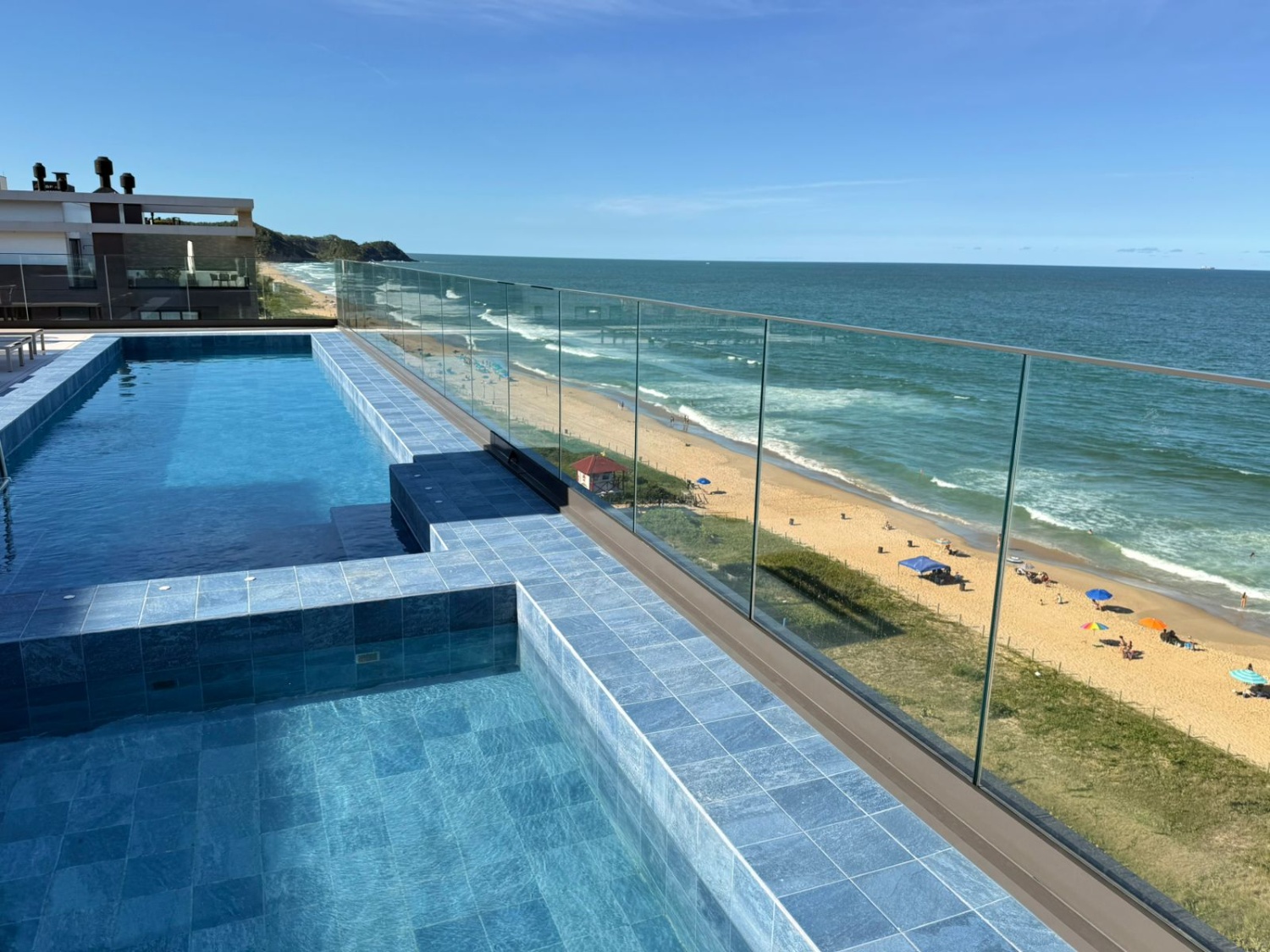 Apartamento no Ed. Singolare na Praia Brava - foto 9