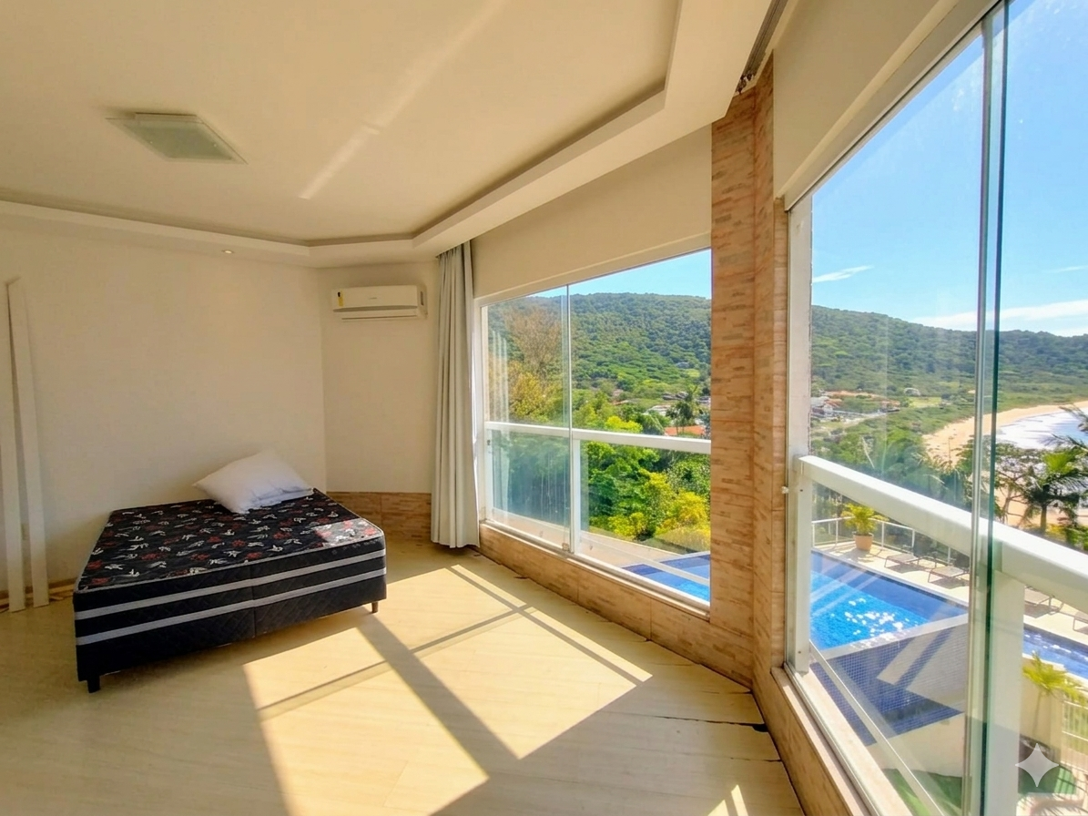 Casa de Alto Padrão na Praia de Taquaras em Balneário Camboriú - foto 6