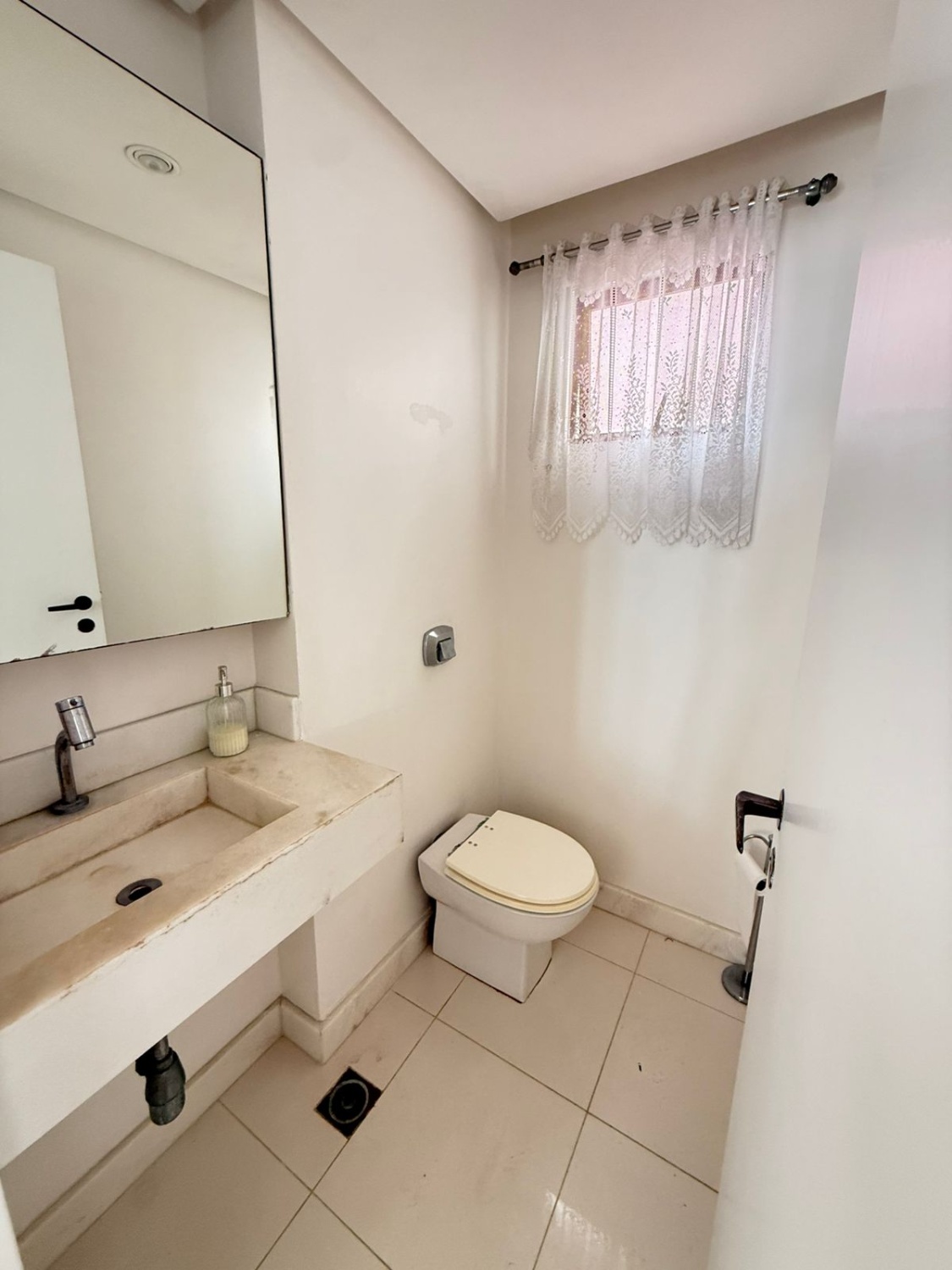 Apartamento no Ed. Porta do Sol em Balneário Camboriú - foto 14
