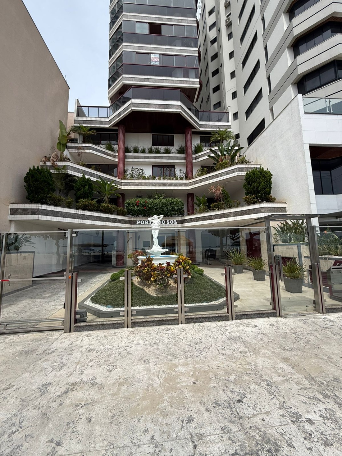 Apartamento no Ed. Porta do Sol em Balneário Camboriú - foto 15