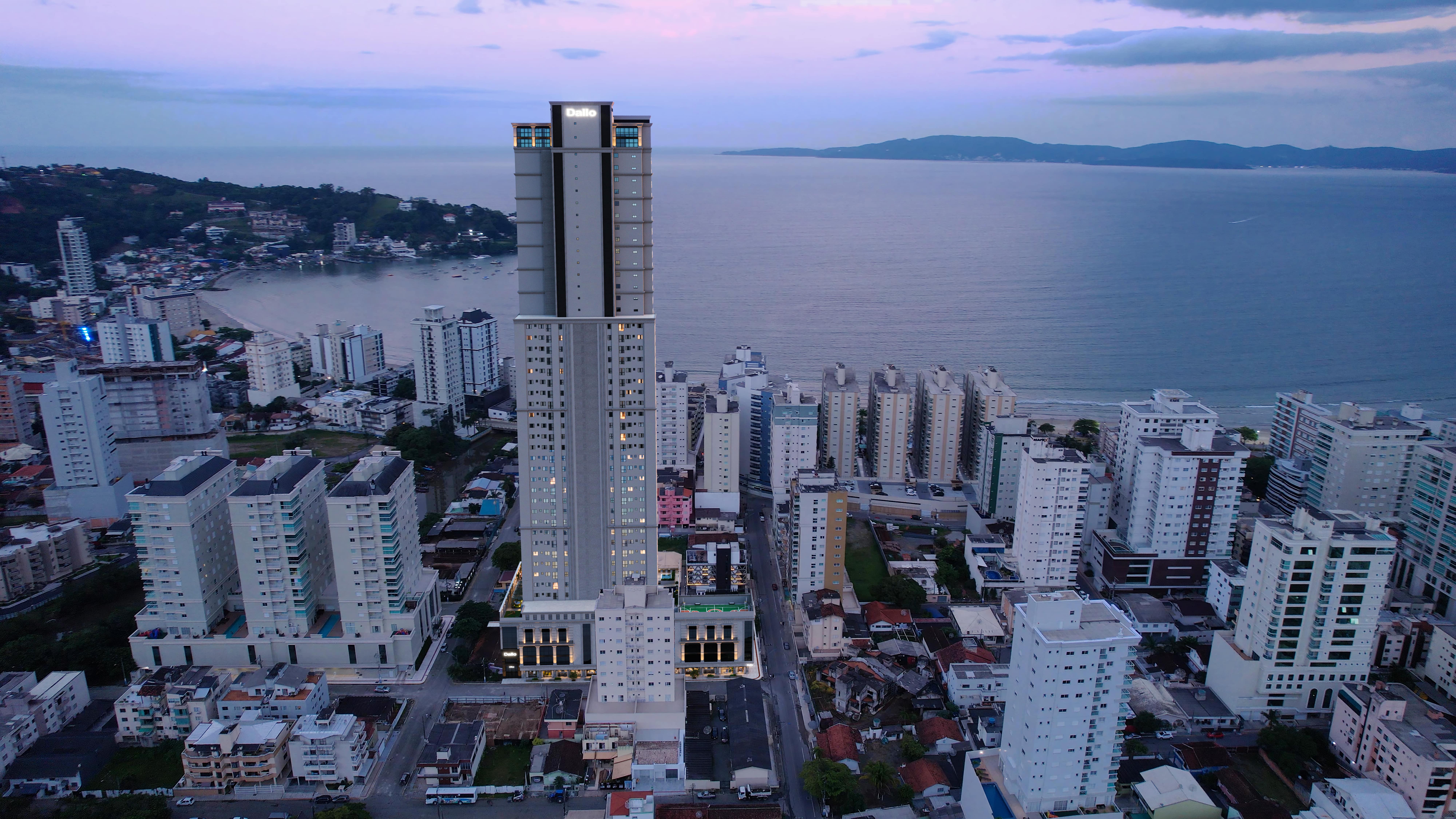 Penthouse no Ed. Montreux em Itapema - foto 21