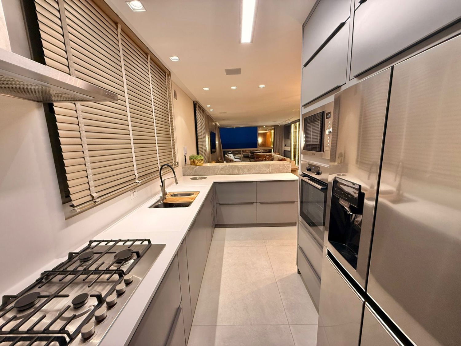 Apartamento no Ed. Brava Villi na Praia Brava - foto 6