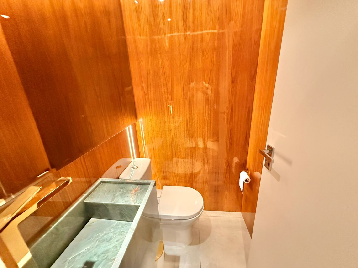 Apartamento no Ed. Brava Villi na Praia Brava - foto 11