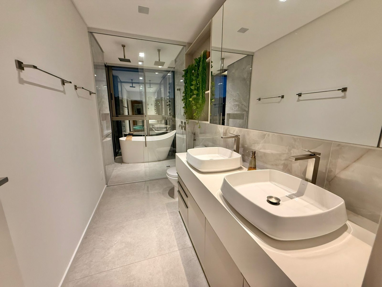 Apartamento no Ed. Brava Villi na Praia Brava - foto 16