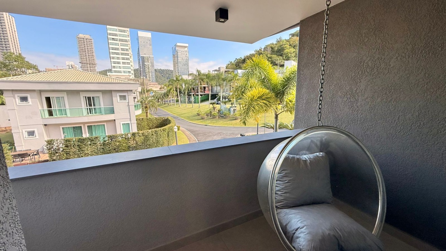 Casa no Cond. Porto Riviera na Praia Brava - foto 19