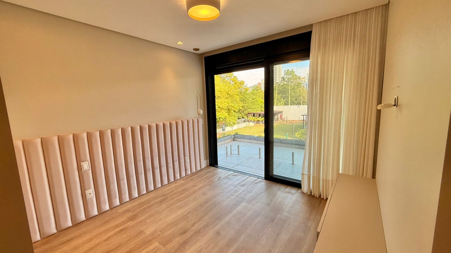 Casa no Cond. Porto Riviera na Praia Brava - foto 23