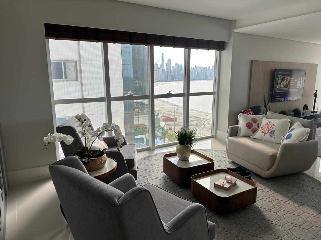 Apartamento no Ed. Ibiza Towers em Balneário Camboriú - foto 5