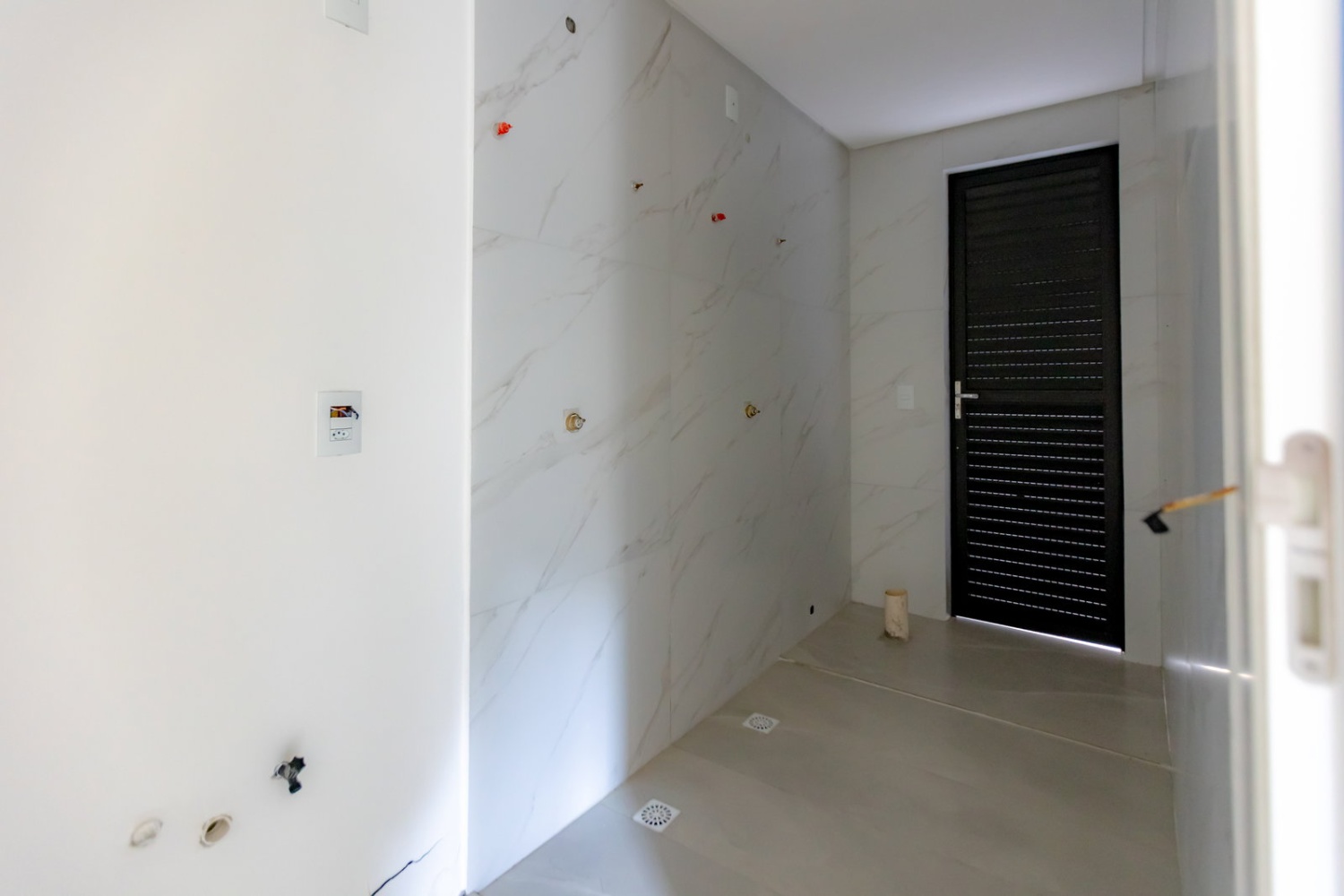 Apartamento Diferenciado no Ed. Brava Garden na Praia Brava - foto 12
