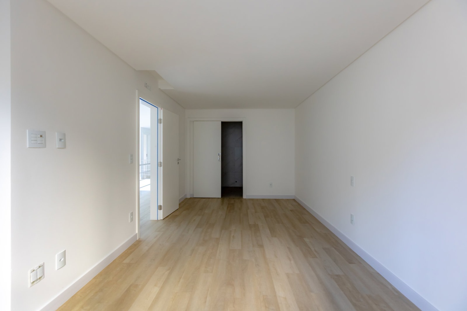 Apartamento Diferenciado no Ed. Brava Garden na Praia Brava - foto 15