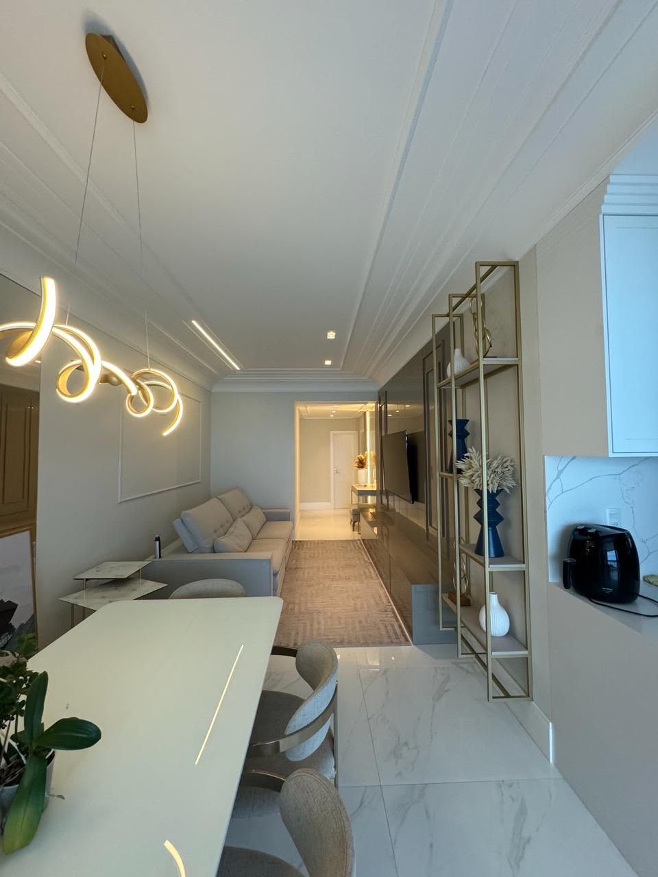 Petit Château - Apartamento no Ed. Petit Château em Itapema/SC