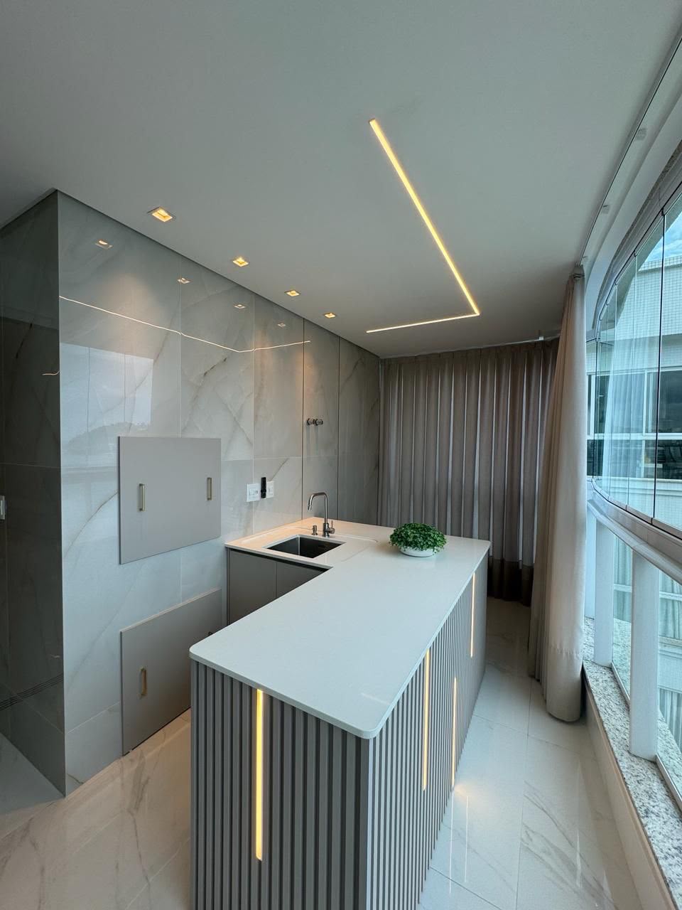 Apartamento no Ed. Petit Château em Itapema/SC - foto 9