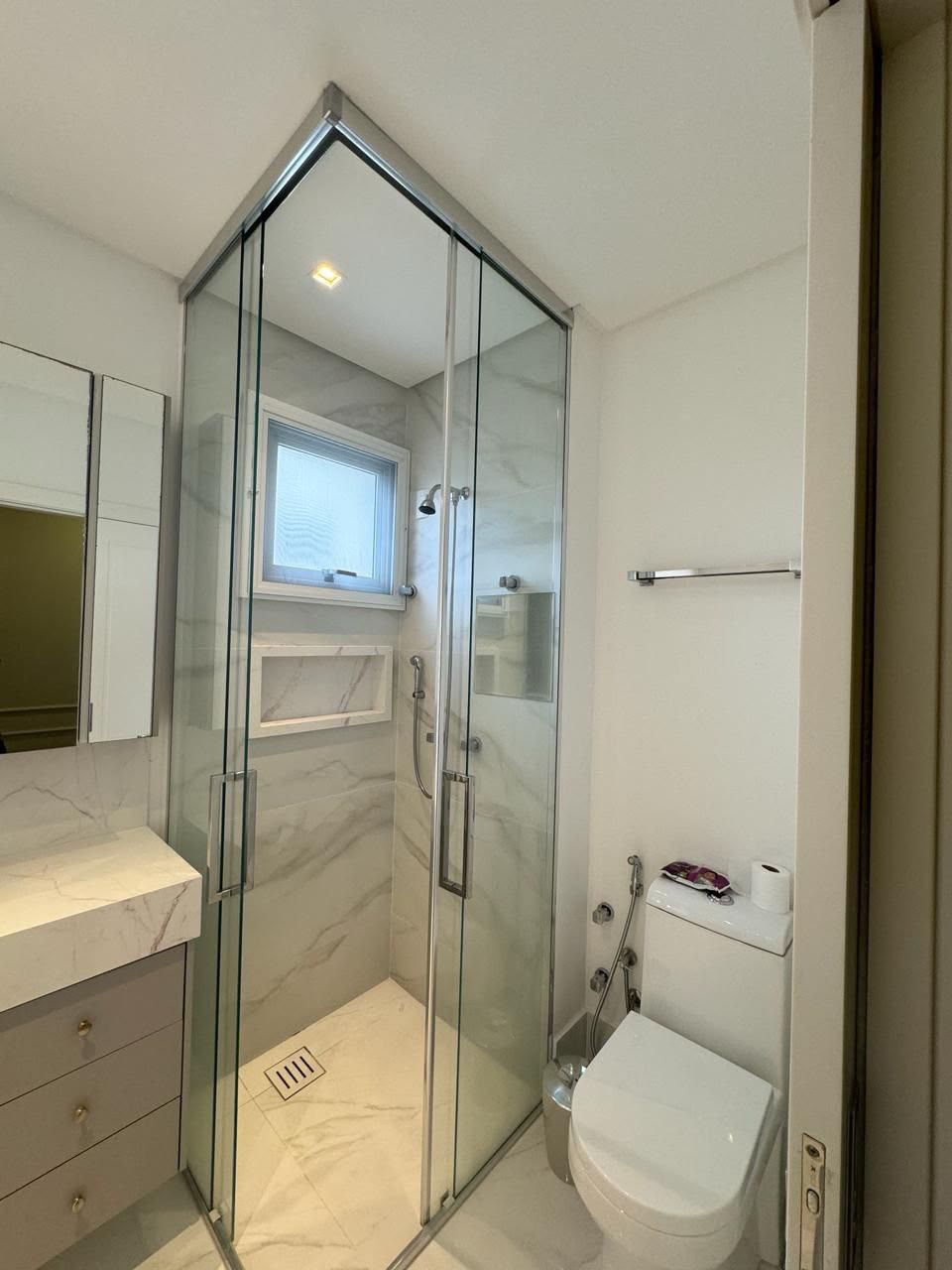 Apartamento no Ed. Petit Château em Itapema/SC - foto 12