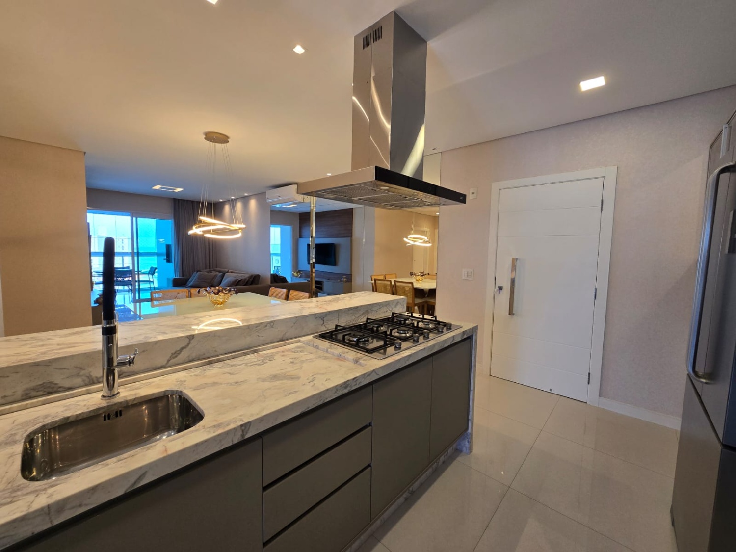Solares da Brava - Apartamento no Edifício Solares da Brava na Praia Brava em Itajaí