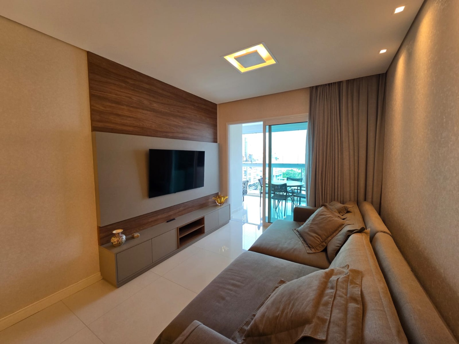 Apartamento no Edifício Solares da Brava na Praia Brava - foto 13