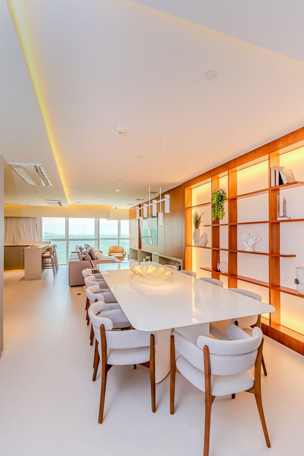 Apartamento no Ed. One Tower em Balneário Camboriú Decorado Frente Mar - foto 3