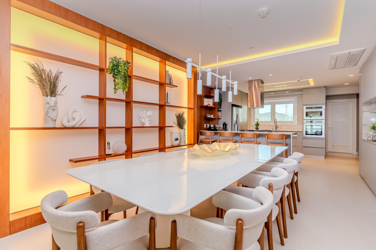 Apartamento no Ed. One Tower em Balneário Camboriú Decorado Frente Mar - foto 14