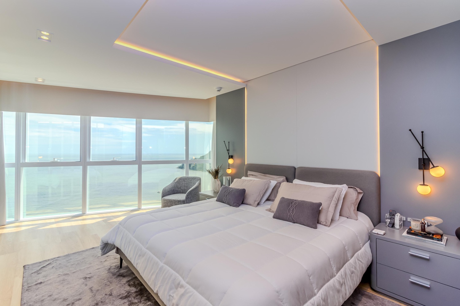 Apartamento no Ed. One Tower em Balneário Camboriú Decorado Frente Mar - foto 23