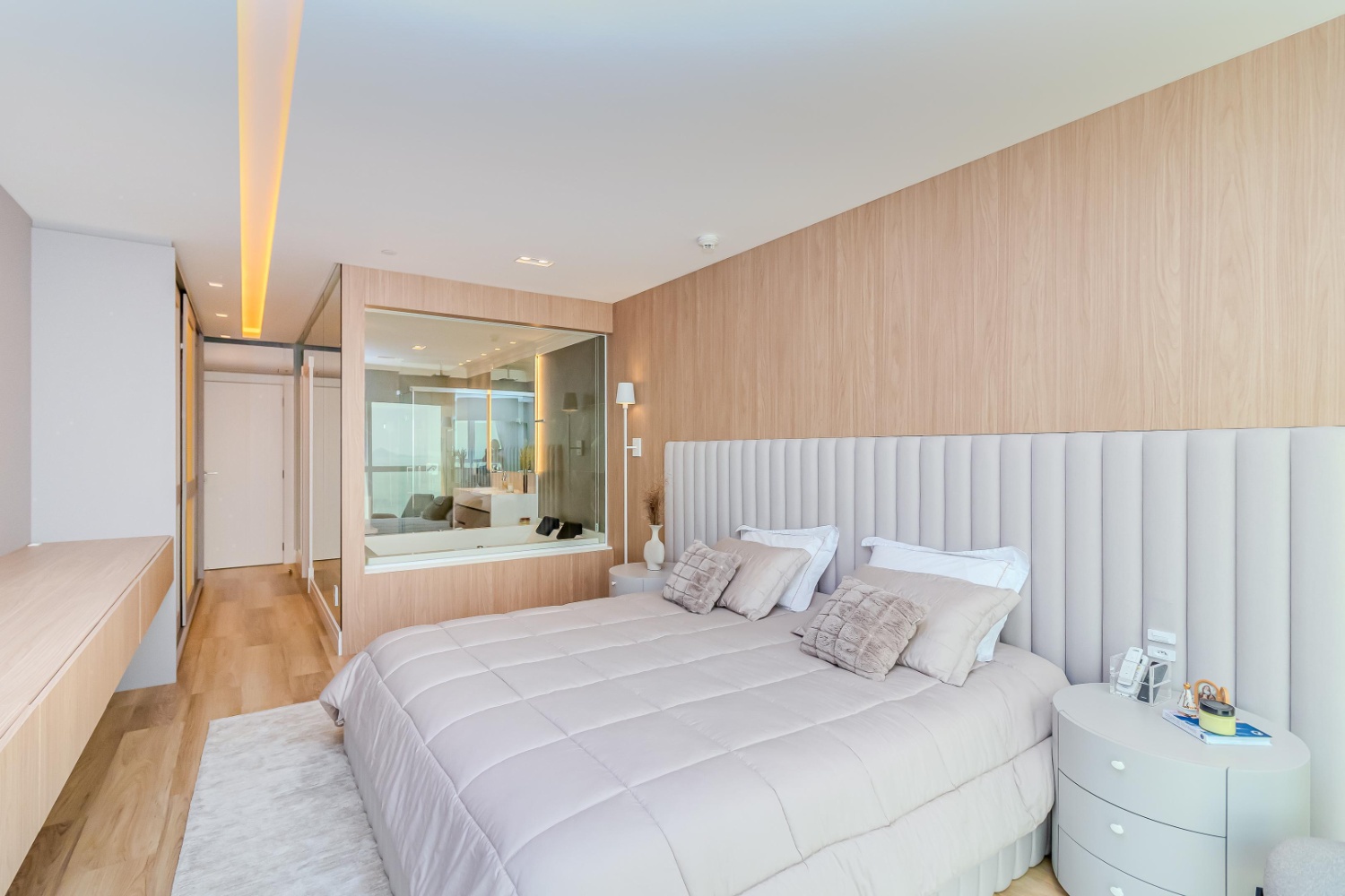 Apartamento no Ed. One Tower em Balneário Camboriú Decorado Frente Mar - foto 25