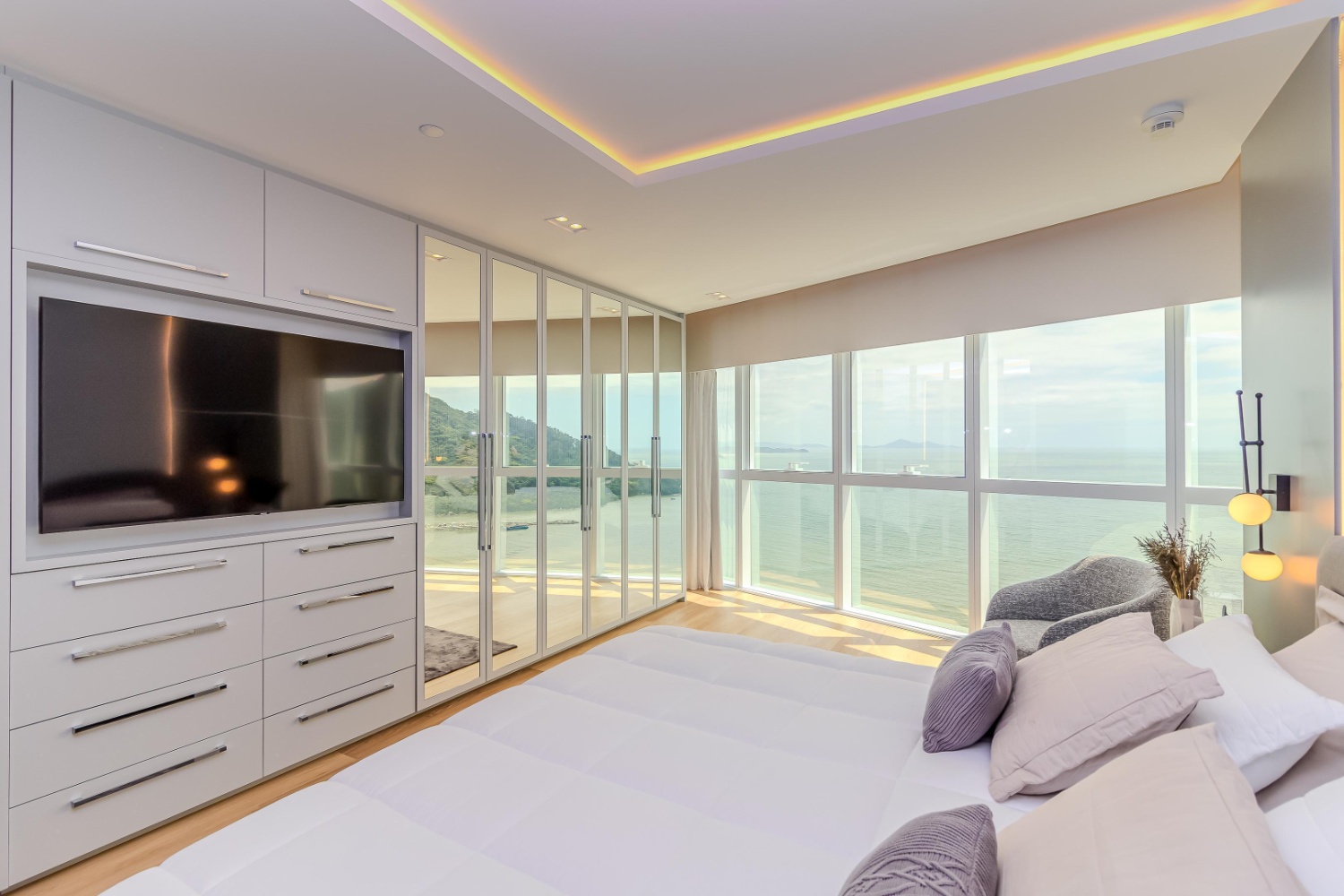Apartamento no Ed. One Tower em Balneário Camboriú Decorado Frente Mar - foto 27