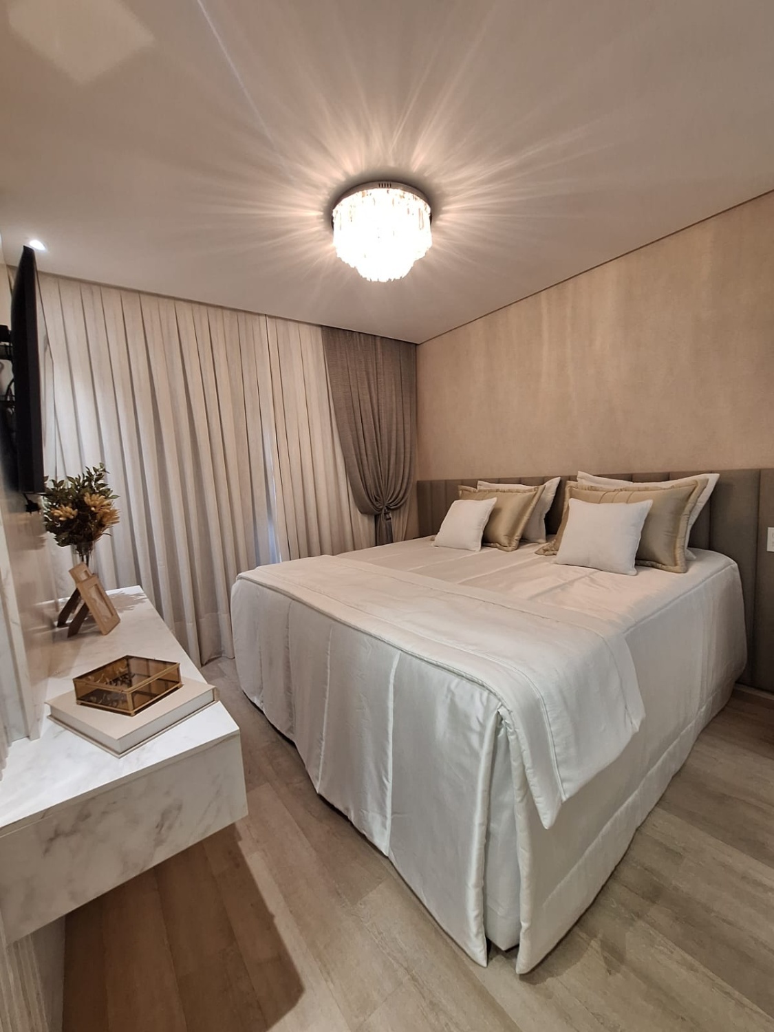Apartamento no Ed. Brava Garden na Praia Brava - foto 16